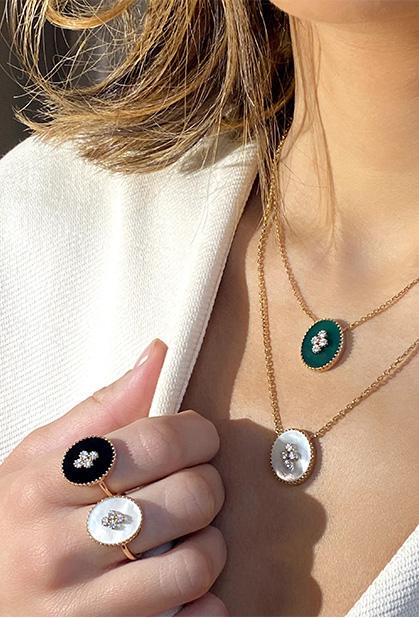 Charger l'image dans la galerie, 18K YELLOW GOLD, ONYX