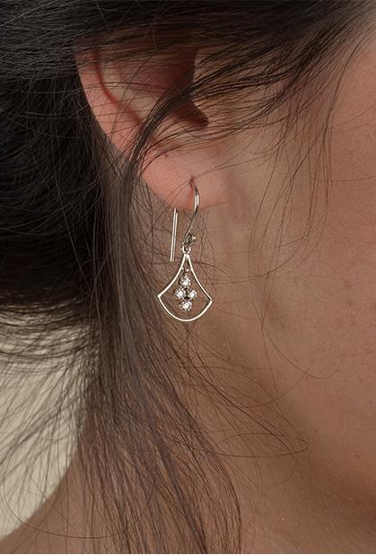 18K WHITE GOLD, DIAMOND