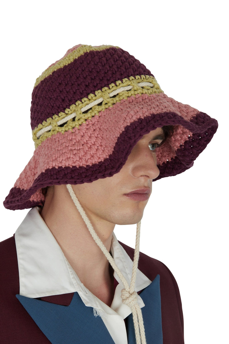 CHAPEAU EN MAILLE