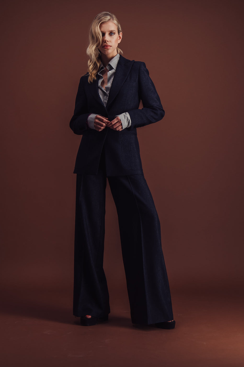 Charger l'image dans la galerie, VIRGINIA BRILLIANT NAVY JACKET