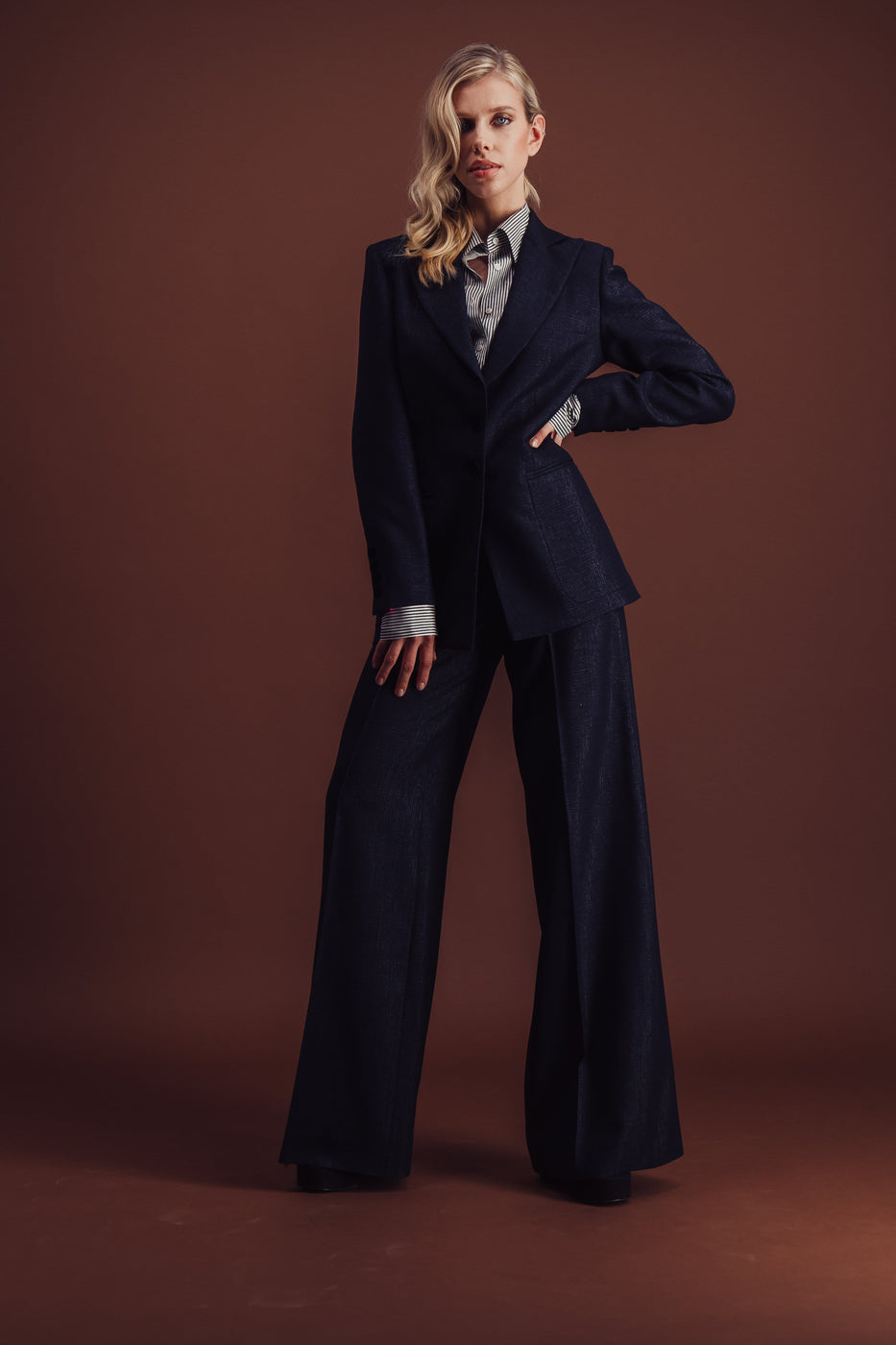 Charger l'image dans la galerie, VIRGINIA BRILLIANT NAVY JACKET