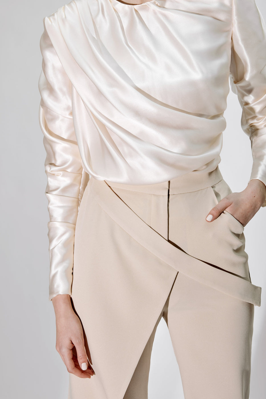 Charger l'image dans la galerie, REDEMPTION BLOUSE