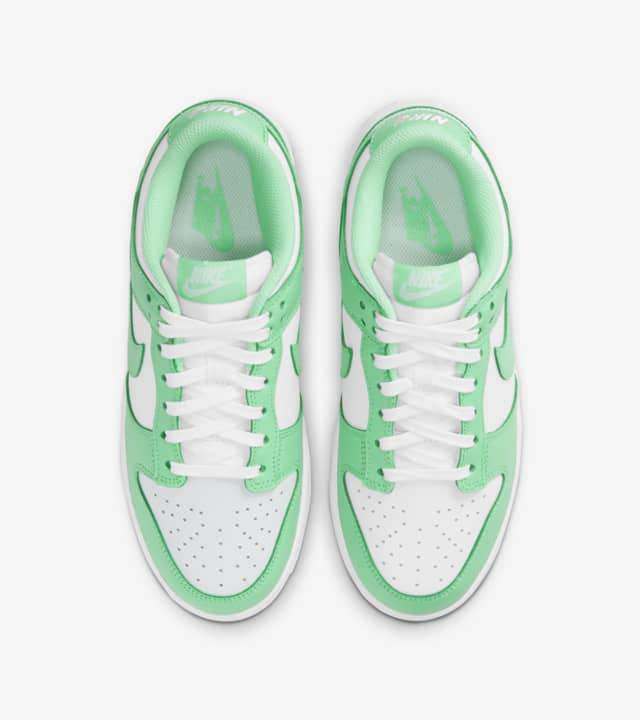 Charger l'image dans la galerie, NIKE DUNK LOW GREEN GLOW